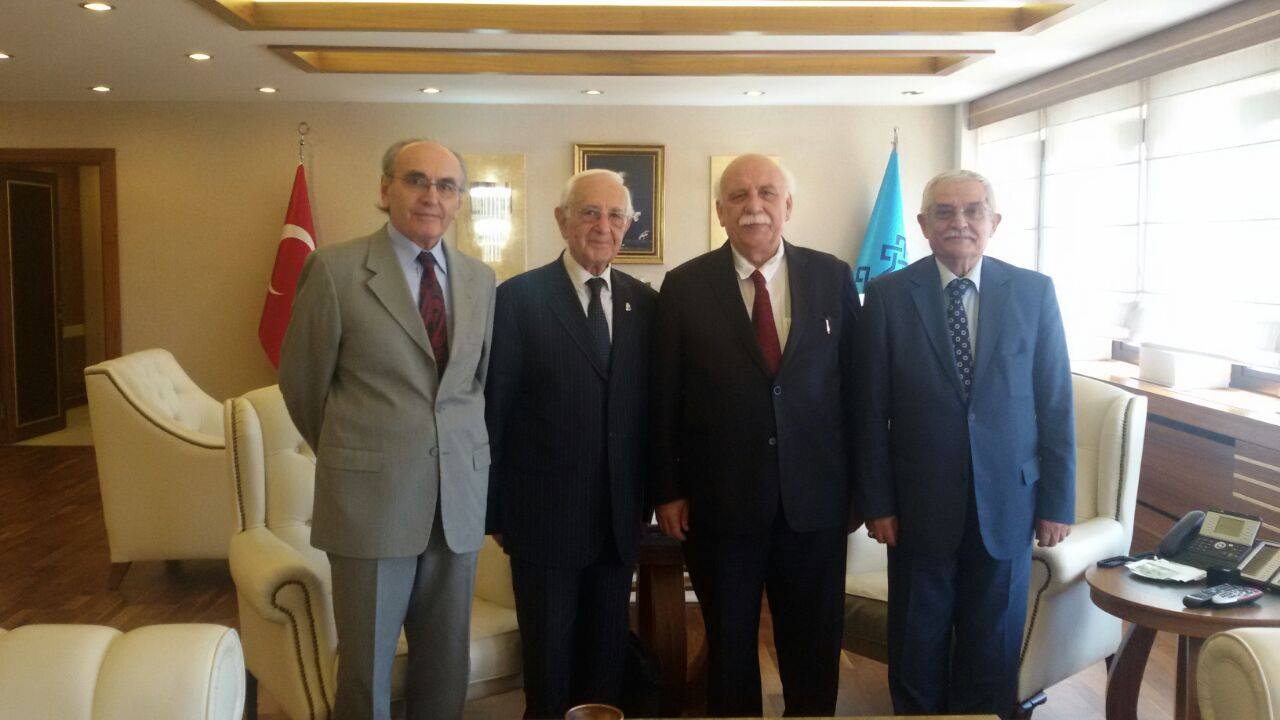 Kültür Bakanı Prof.Dr. Nabi Avcı'yı makamında ziyaret ettik.